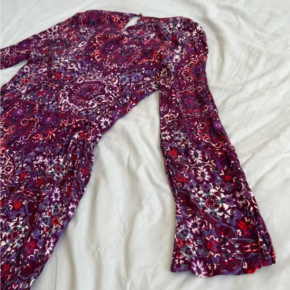 TIgerlily Women’s Playsuit Size 12 Long Sleeves Purple Red Pre Owned. - Picture 8 of 13